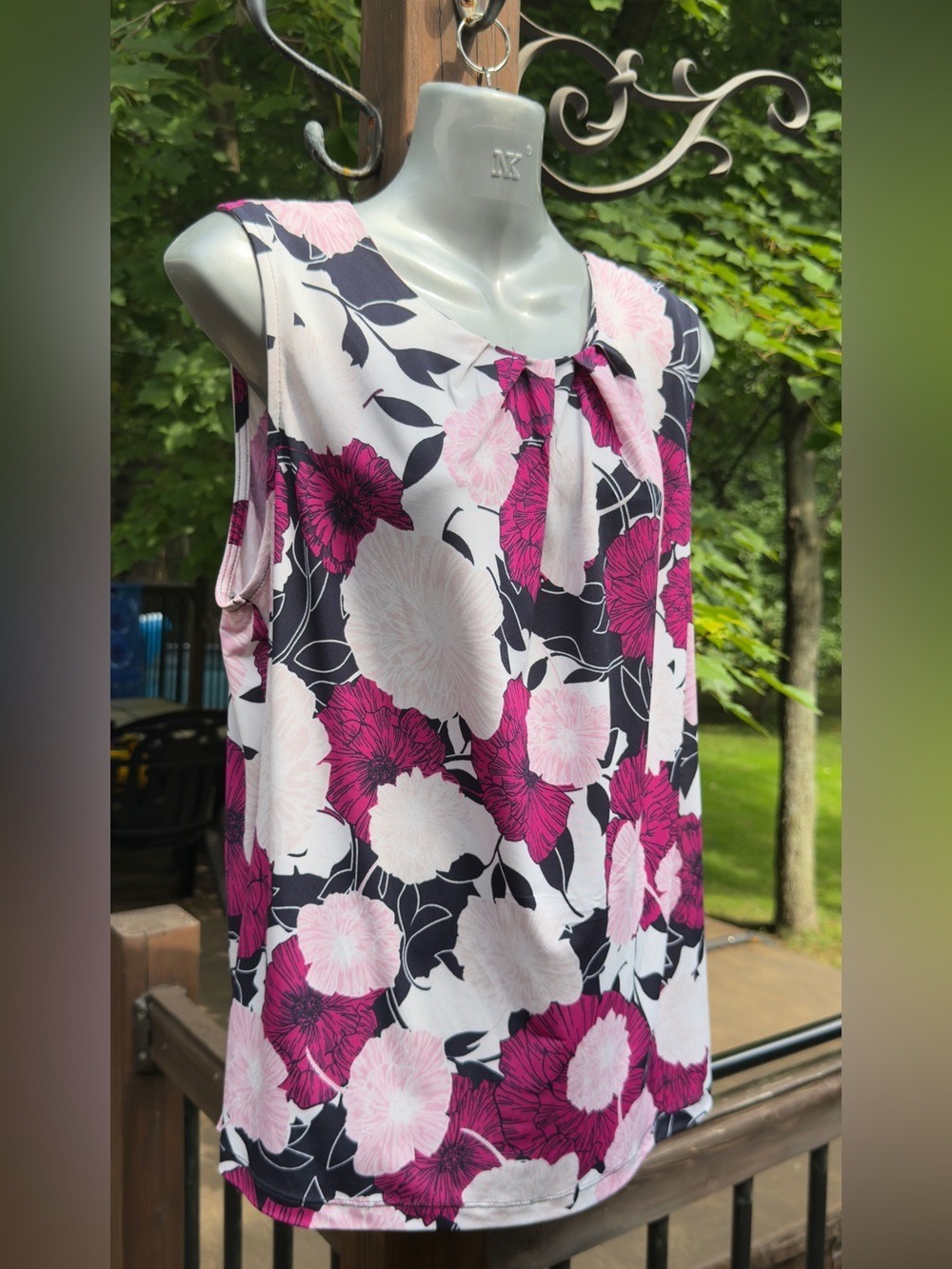 • 🌸 Jones New York Signature Floral Sleeveless Top | Size Large - Picture 5 of 10